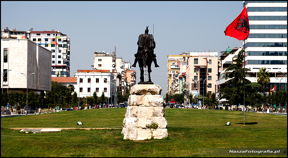 Albania-Tirana-20120822_121